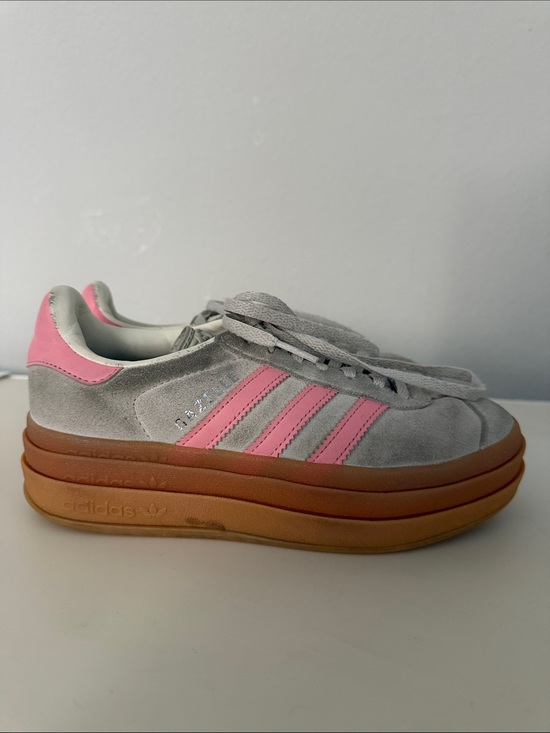 adidas Other - Adidas Light Gray Suede Platform Sneakers Pink Stripes and Gum Sole  (3.5)